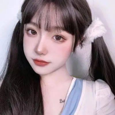 娱乐吃瓜的头像女真人