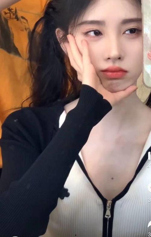 娱乐吃瓜酱自拍视频,揭秘网红幕后生活